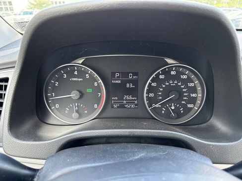 Used 2017 Hyundai Elantra SE FWD image 14