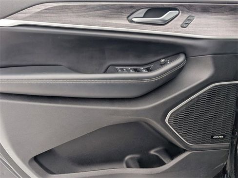 Used 2022 Jeep Grand Cherokee Limited 4xe image 15