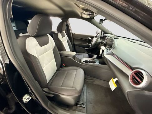 New 2026 Chevrolet Trax RS w/ Driver Confidence Package image 29