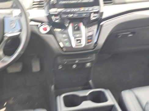 Used 2023 Honda Odyssey Touring image 17