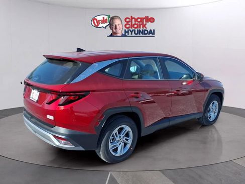 New 2026 Hyundai Tucson SE image 5