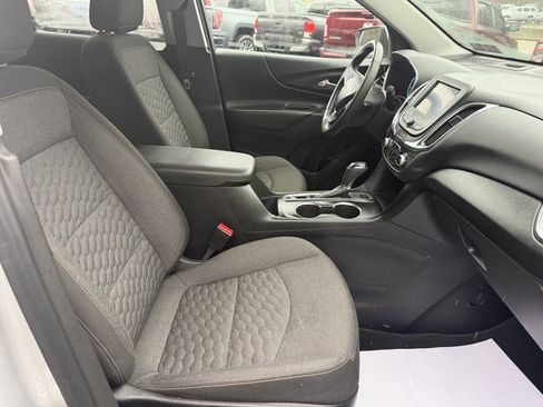 Used 2021 Chevrolet Equinox LT image 21