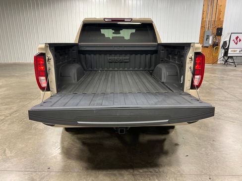 Certified 2022 GMC Sierra 1500 Elevation AWD/4WD image 11