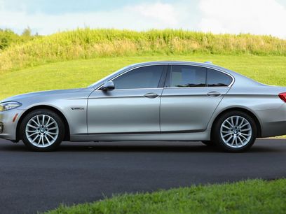 Used 2016 BMW 528i xDrive Sedan w/ Premium Package