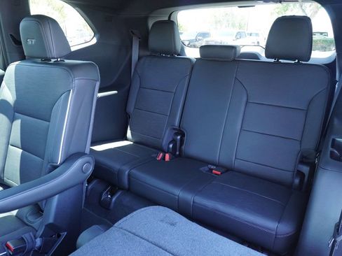 New 2026 Buick Enclave Sport Touring w/ Power Package FWD image 10