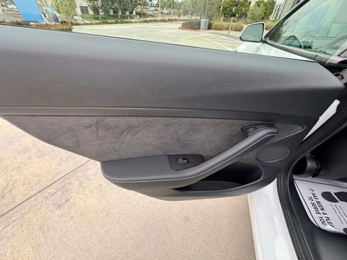 Used 2022 Tesla Model 3 image 16