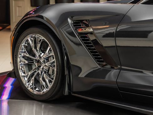 Used 2017 Chevrolet Corvette Z06 image 36