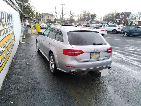 Used 2015 Audi A4 Premium Plus w/ Technology Package image 3