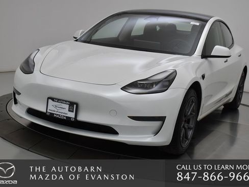 Used 2023 Tesla Model 3 Standard Range image 14