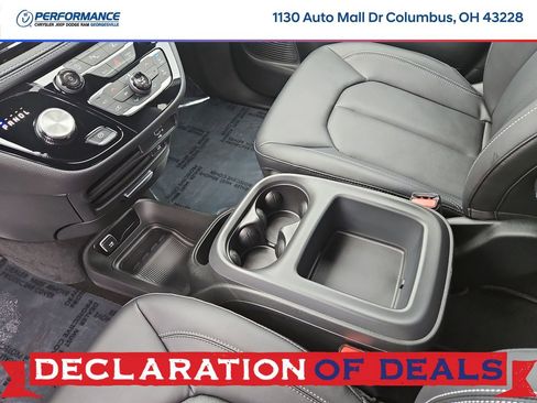 New 2026 Chrysler Pacifica Select image 35