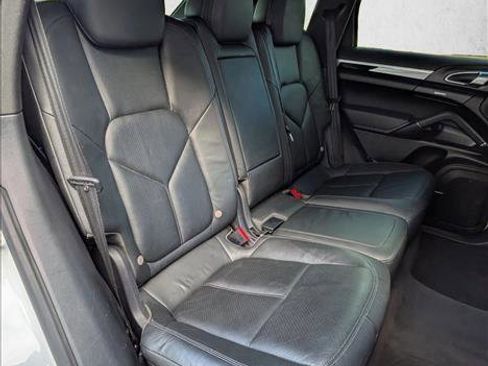 Used 2013 Porsche Cayenne AWD/4WD image 20