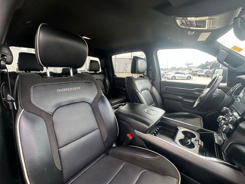 Used 2024 RAM 1500 Laramie image 28
