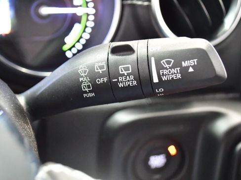 Used 2023 Jeep Wrangler Unlimited Sahara w/ Cold Weather Group AWD/4WD image 22
