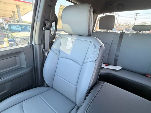 Used 2024 Dodge Durango GT image 11