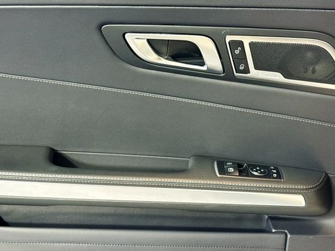 Used 2019 Mercedes-Benz AMG GT Roadster image 17