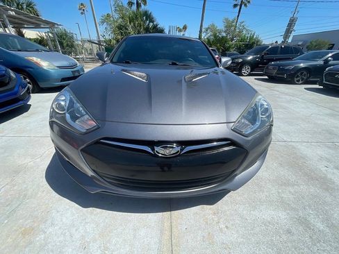 Used 2016 Hyundai Genesis 3.8 RWD image 1