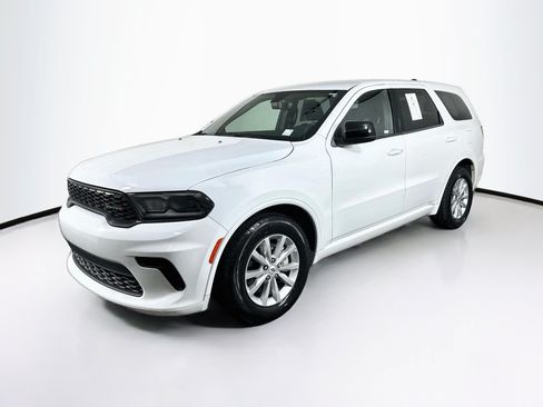 Used 2025 Dodge Durango GT RWD image 3