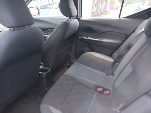 Used 2020 Nissan Kicks S FWD image 13