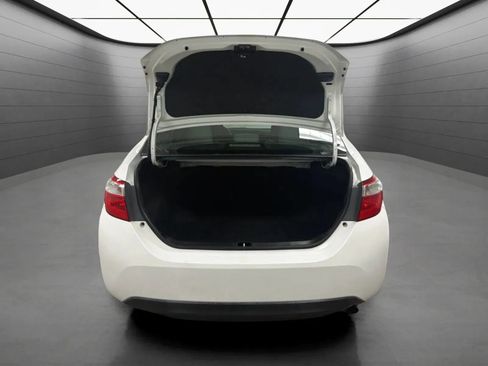 Used 2016 Toyota Corolla LE FWD image 19