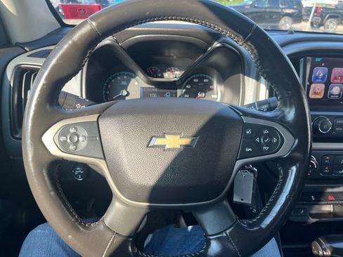 Used 2017 Chevrolet Colorado Z71 AWD/4WD image 20