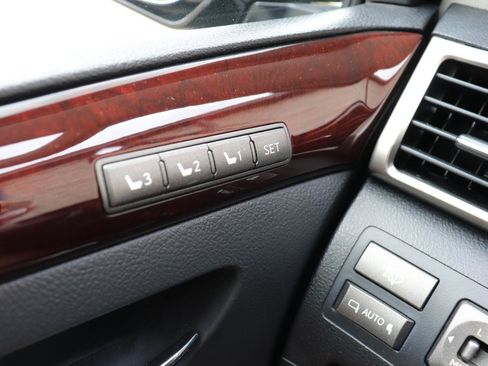 Used 2015 Lexus LX 570 4WD image 81