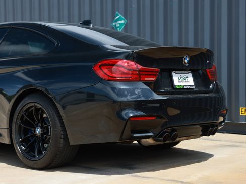Used 2020 BMW M4 Coupe w/ M Driver's Package image 37