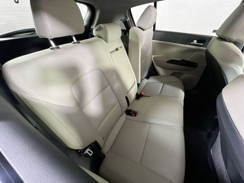 Used 2022 Kia Sportage EX image 26