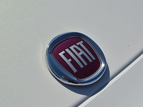Used 2017 FIAT 124 Spider Lusso RWD image 12