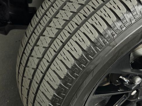 Used 2023 Jeep Wrangler Unlimited Sahara w/ Cold Weather Group image 18