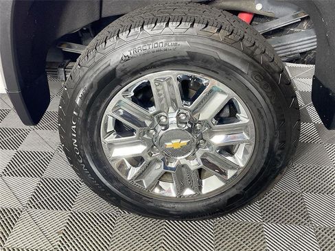 Certified 2024 Chevrolet Silverado 3500 High Country w/ Technology Package image 34
