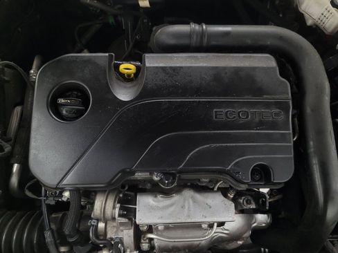 Used 2023 Chevrolet Malibu LT FWD image 30