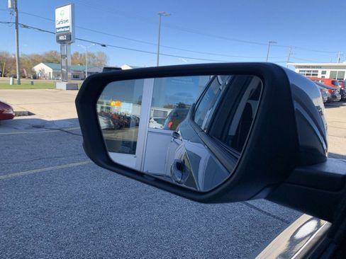 Used 2020 GMC Terrain SLE w/ Driver Convenience Package image 26