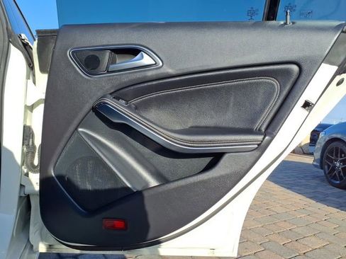 Used 2016 Mercedes-Benz CLA 250 image 25