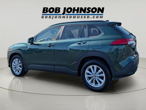 Used 2023 Toyota Corolla Cross LE w/ Moonroof Package AWD/4WD image 4