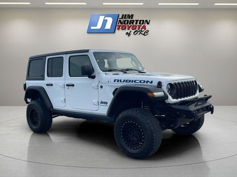 Used 2024 Jeep Wrangler Unlimited Rubicon 4xe AWD/4WD image 3