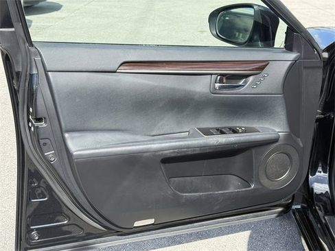 Used 2016 Lexus ES 350 image 34