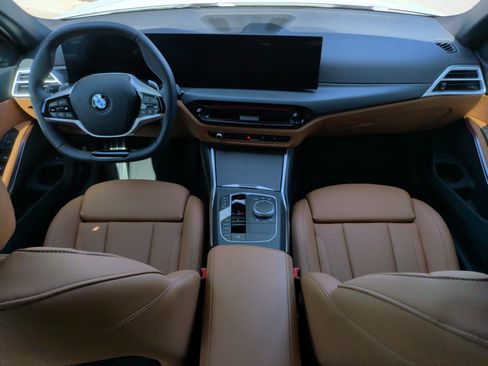 Used 2026 BMW 330i xDrive Sedan w/ Convenience Package AWD/4WD image 32