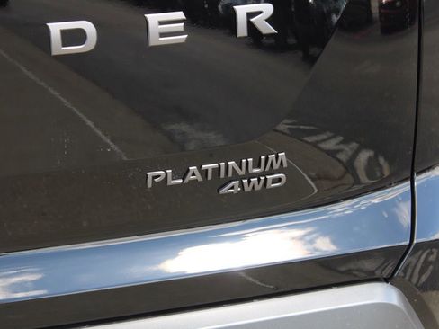New 2026 Nissan Pathfinder Platinum AWD/4WD image 5
