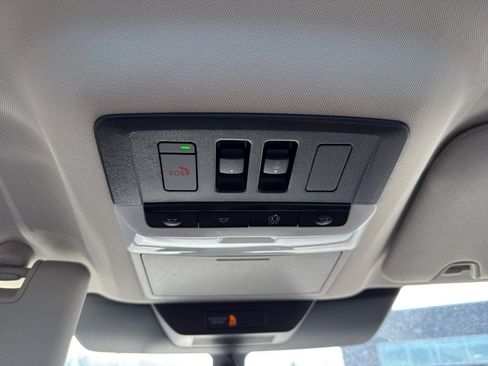 New 2026 Nissan Pathfinder SL image 23