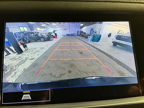 Certified 2023 Cadillac XT5 Premium Luxury AWD/4WD image 24