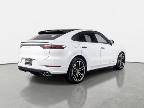 Used 2023 Porsche Cayenne Turbo w/ Premium Package Plus (PI3) AWD/4WD image 11