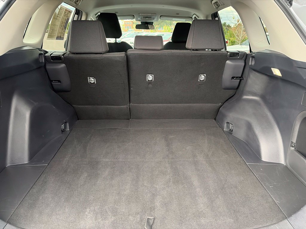 Used 2025 Toyota RAV4 LE AWD/4WD image 16