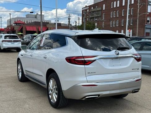 Used 2018 Buick Enclave Premium w/ LPO, Luxury Package AWD/4WD image 3