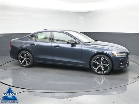 Used 2024 Volvo S60 B5 Ultimate image 1