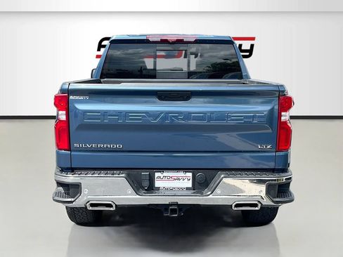Used 2024 Chevrolet Silverado 1500 LTZ AWD/4WD image 6