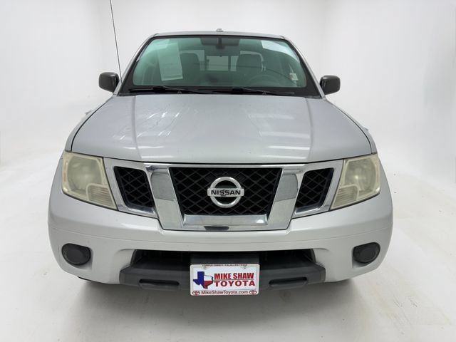 Used 2018 Nissan Frontier SV RWD image 3