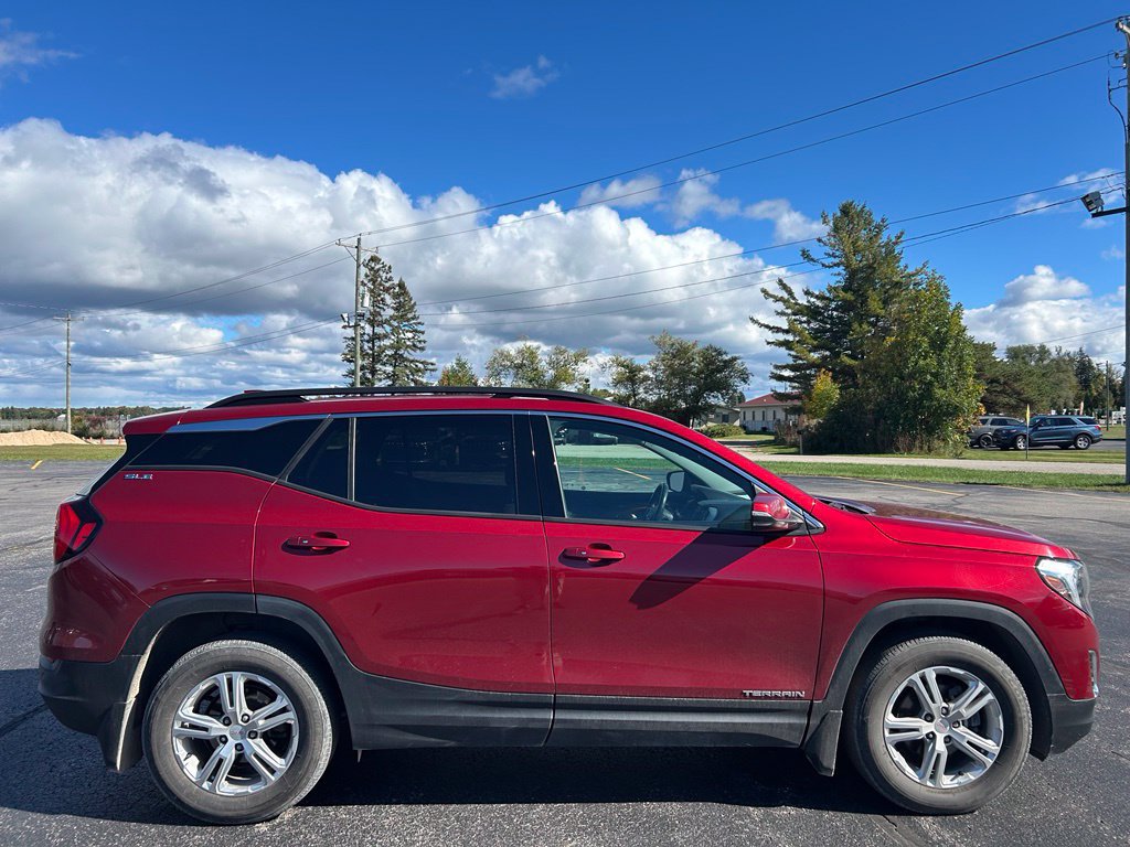Used 2020 GMC Terrain SLE w/ Driver Convenience Package AWD/4WD image 6