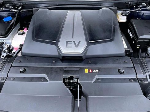 Used 2022 Kia EV6 Wind image 31