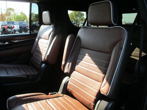 Certified 2023 GMC Yukon XL Denali Ultimate image 22