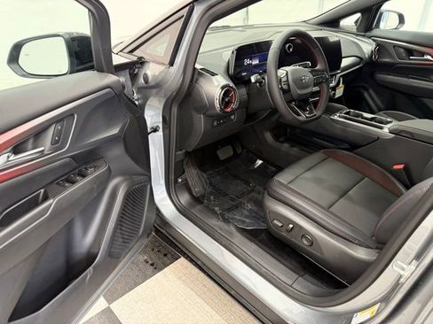 New 2026 Chevrolet Equinox EV RS image 31